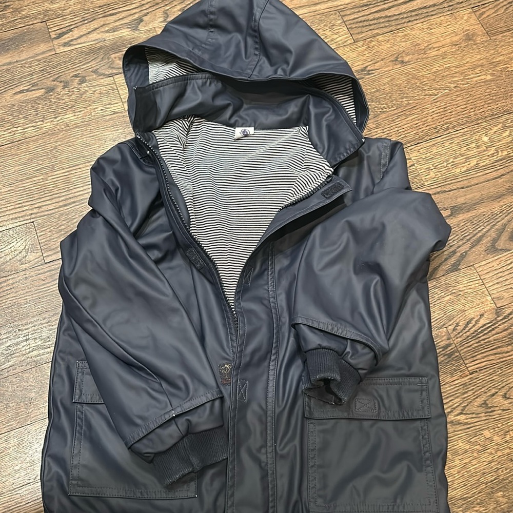 Classic Petit Bateau  blue lined rain coat